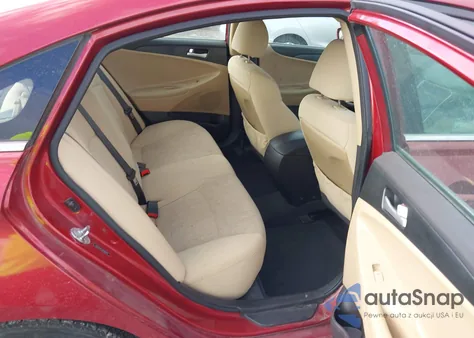 2013 Hyundai Sonata Gls z USA, uszkodzony, nr VIN 5NPEB4AC7DH568089